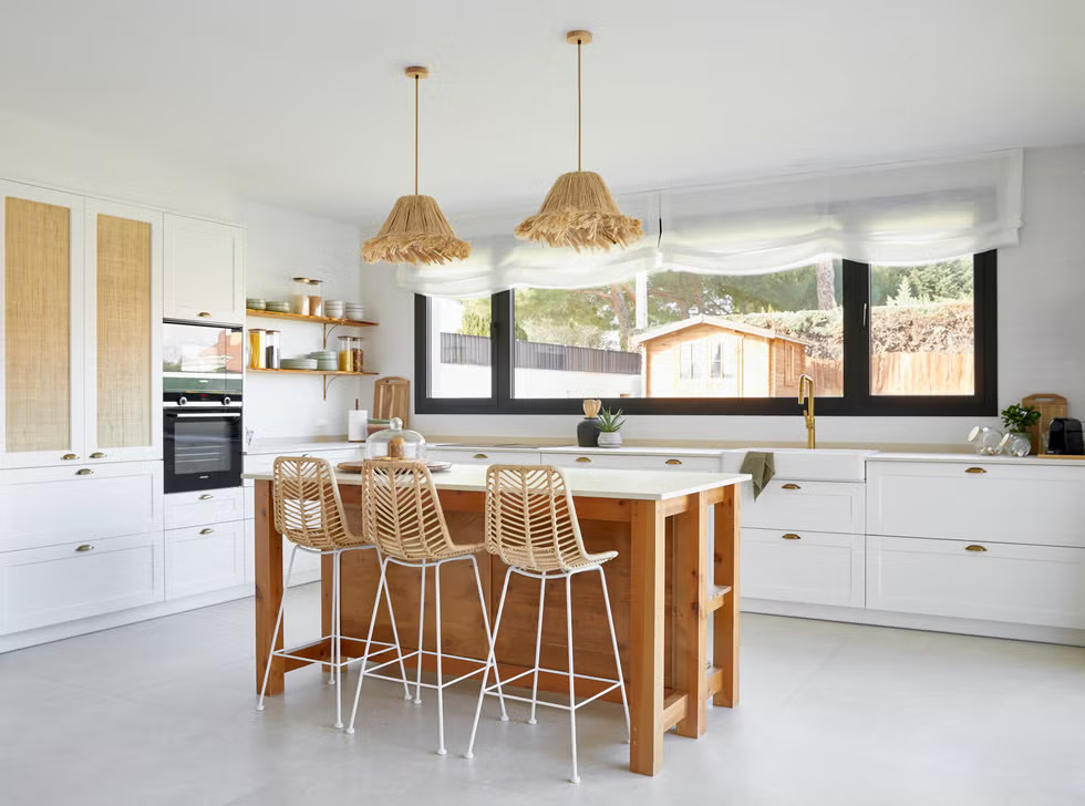 cuisine ouverte décoration naturelle et contemporaine