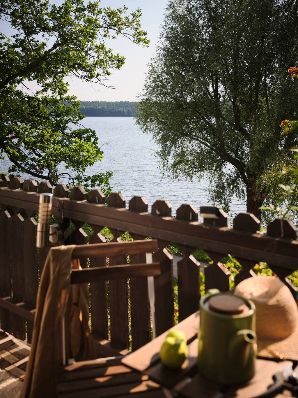 terrasse maison-atelier vue lac