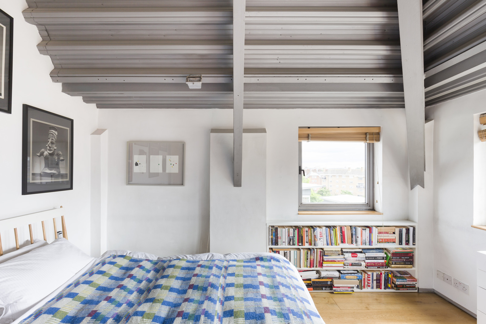 chambre plafond métal loft