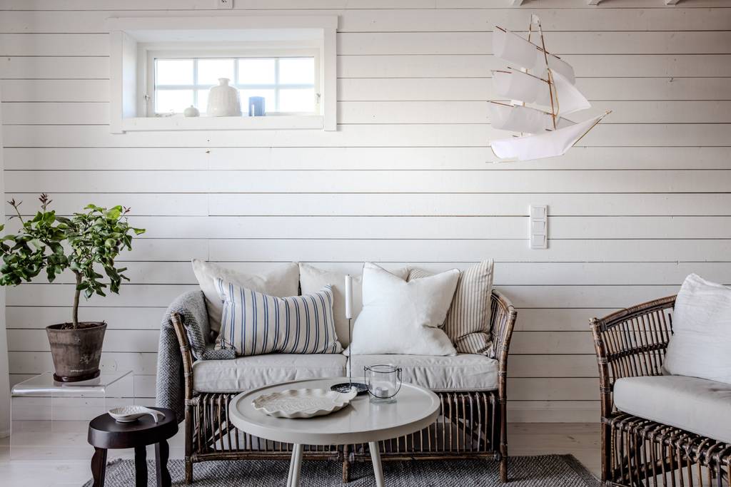 salon petite maison 26m2 avec mezzanine près de la mer décoration scandinave salon petite maison 26m2 avec mezzanine près de la mer décoration scandinave