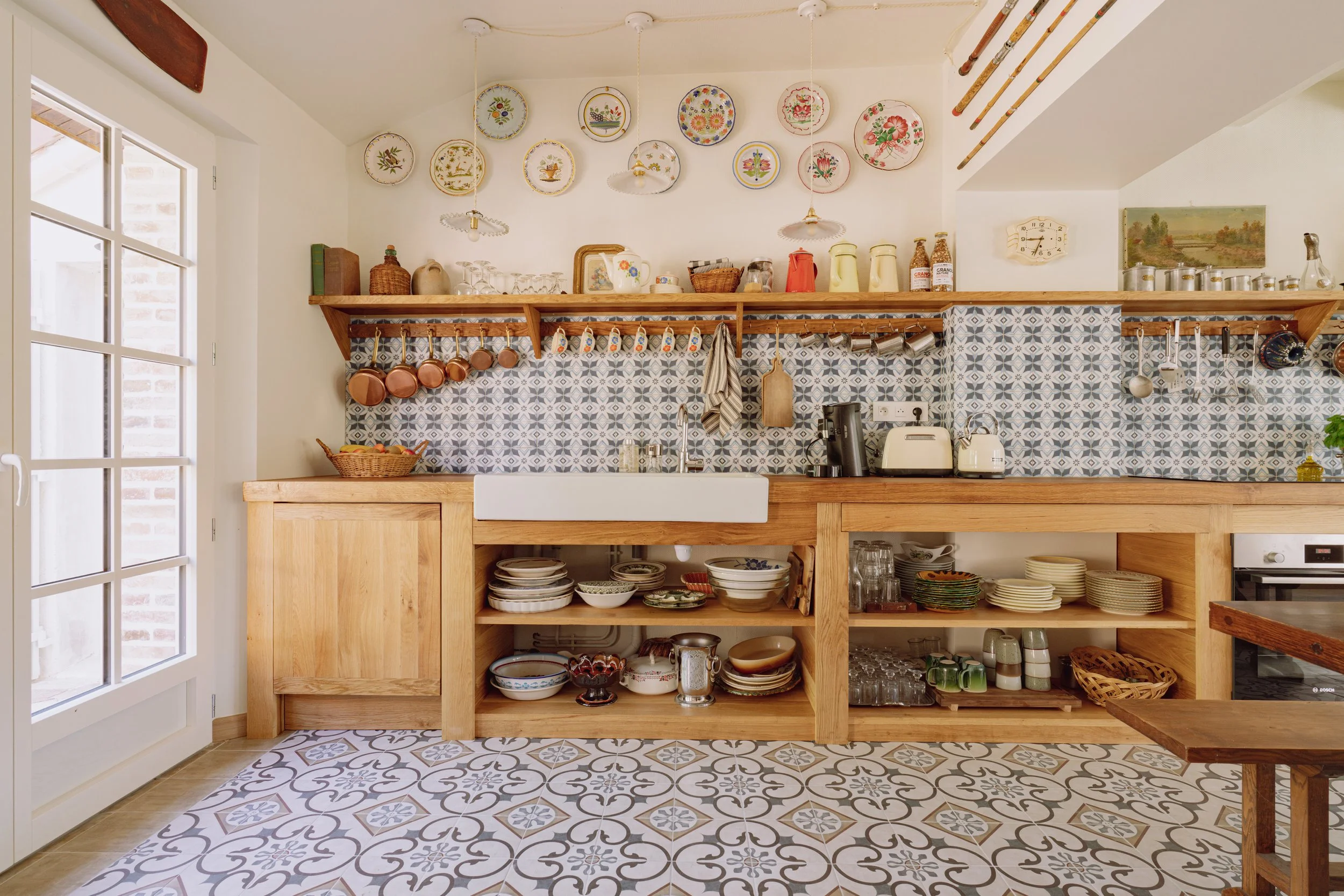 cuisine carreaux de ciment maison de campagne Le Prieuré Maison du Pêcheur