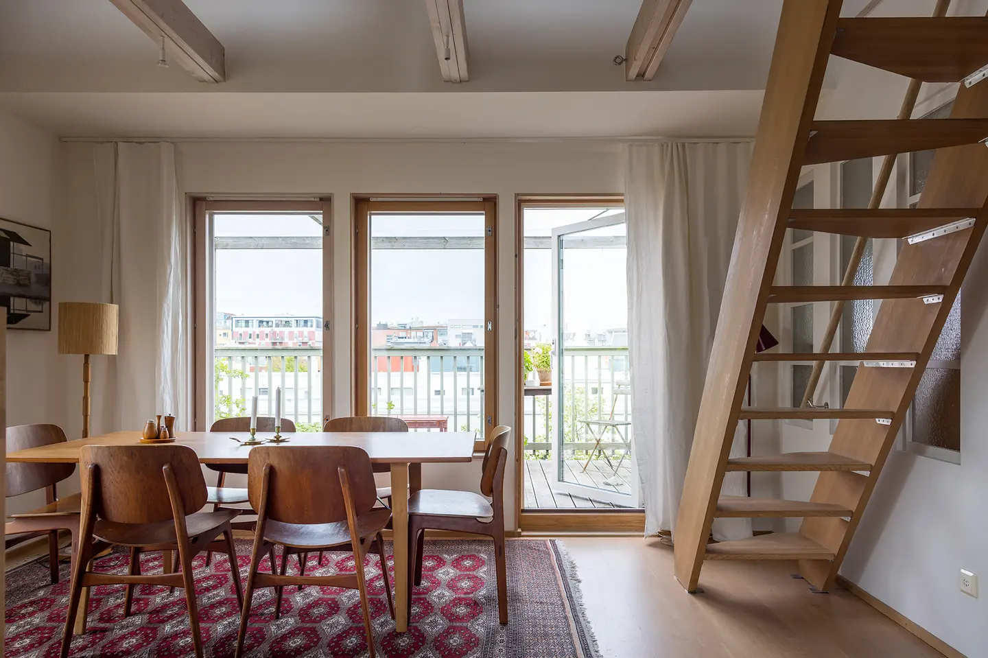 salle à manger appartement 63m2 en duplex décoration scandinave et naturelle