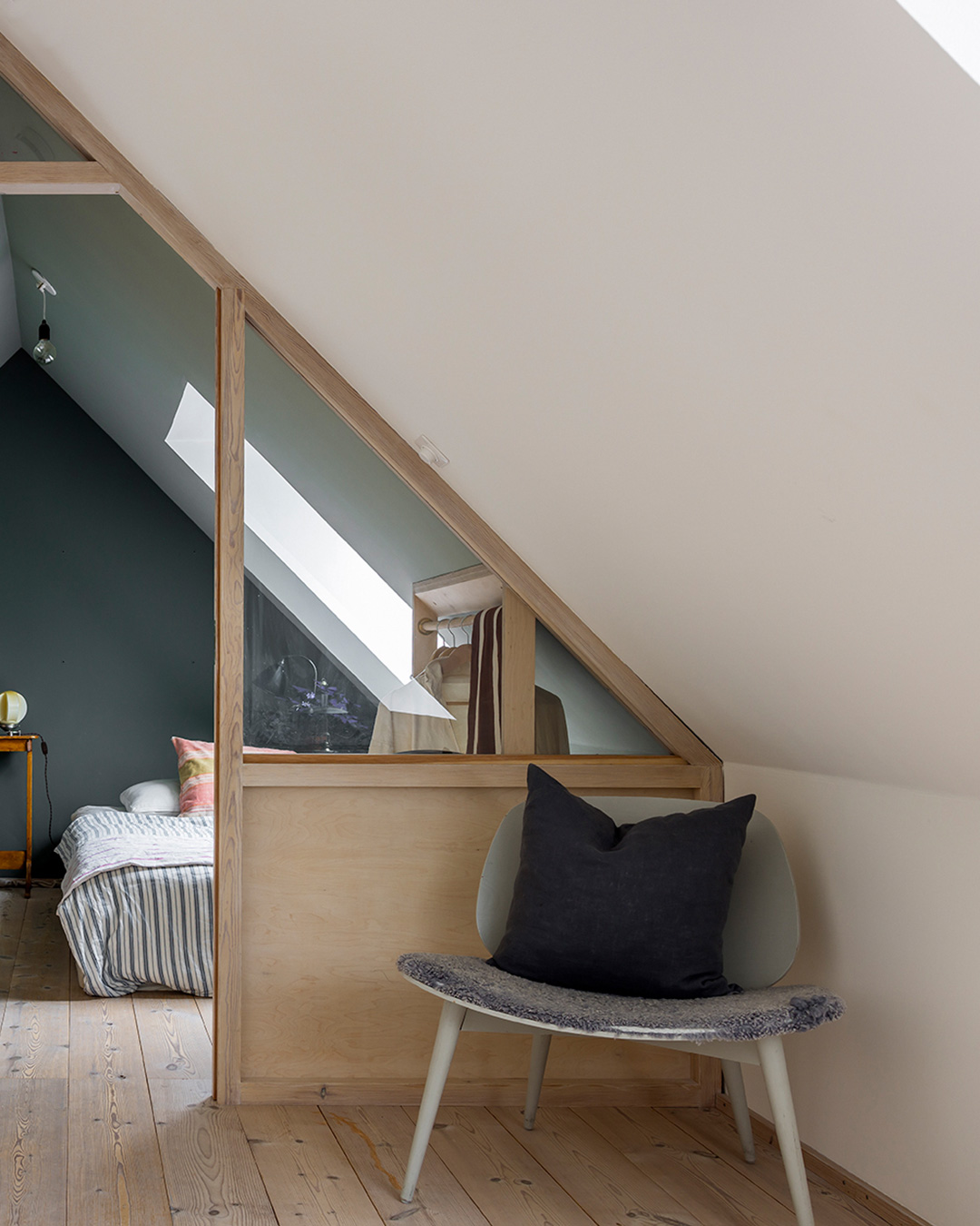 chambre en mezzanine appartement 63m2 en duplex décoration scandinave et naturelle