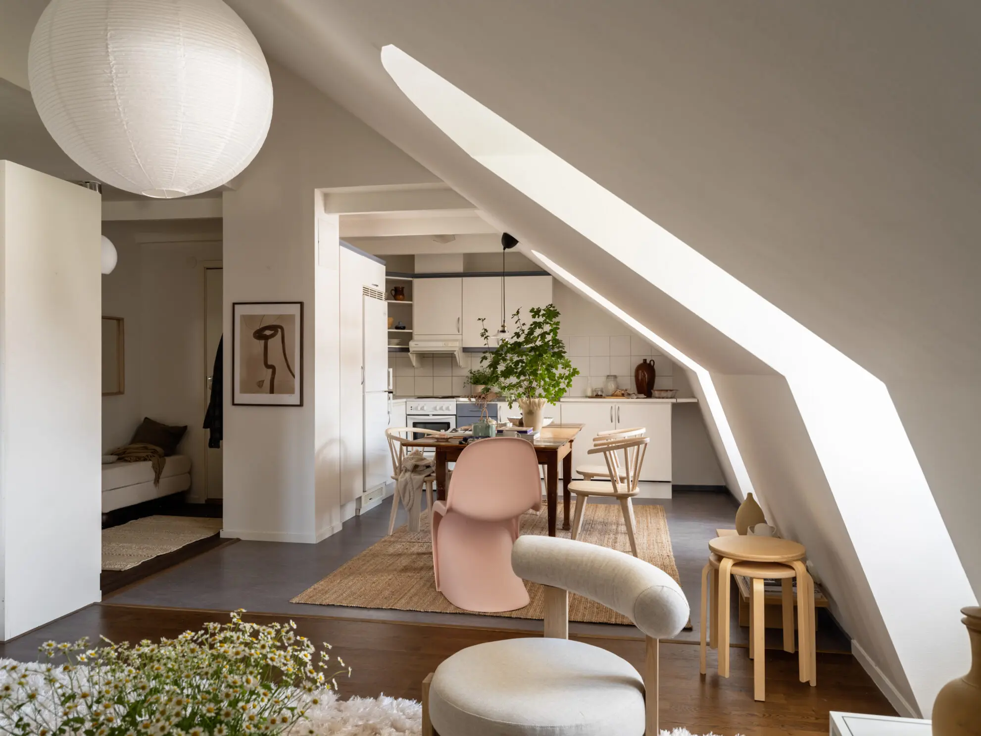 studio mansardé de 40m2 décoration scandinave studio mansardé de 40m2 décoration scandinave