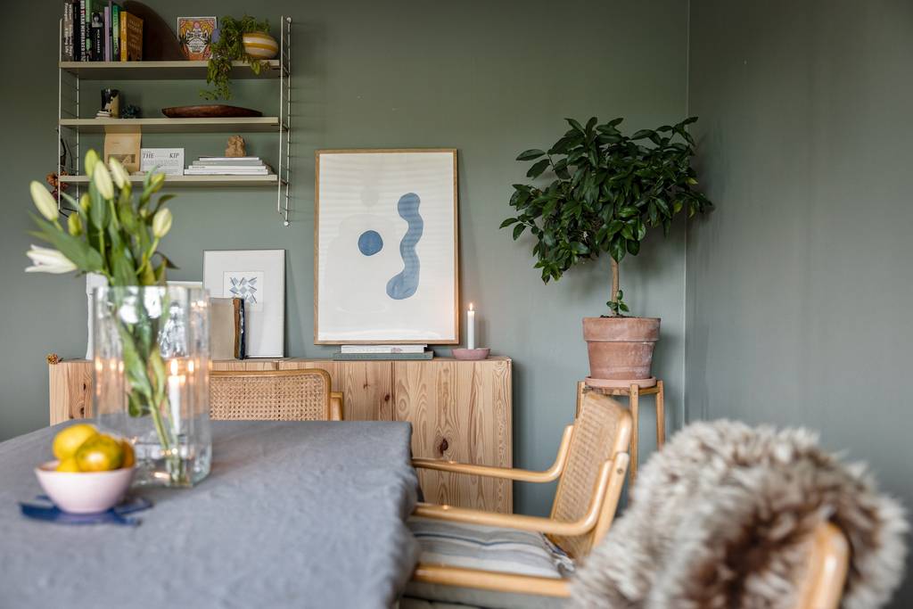 salle à manger murs verts décoration scandinave maison ancienne 65m2 salle à manger murs verts décoration scandinave maison ancienne 65m2