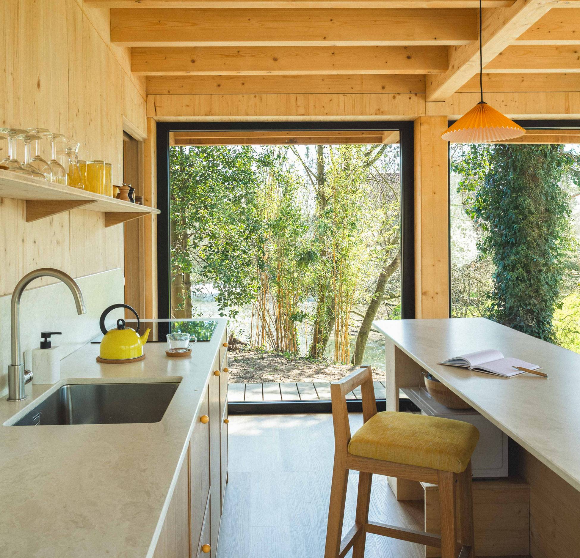 cuisine petite maison en bois Bleu Bicoque cuisine petite maison en bois Bleu Bicoque