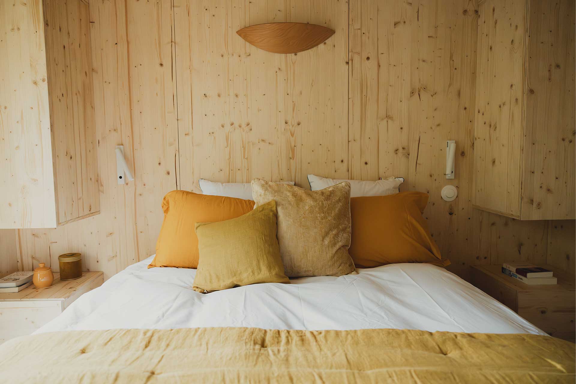 chambre petite maison en bois Bleu Bicoque chambre petite maison en bois Bleu Bicoque