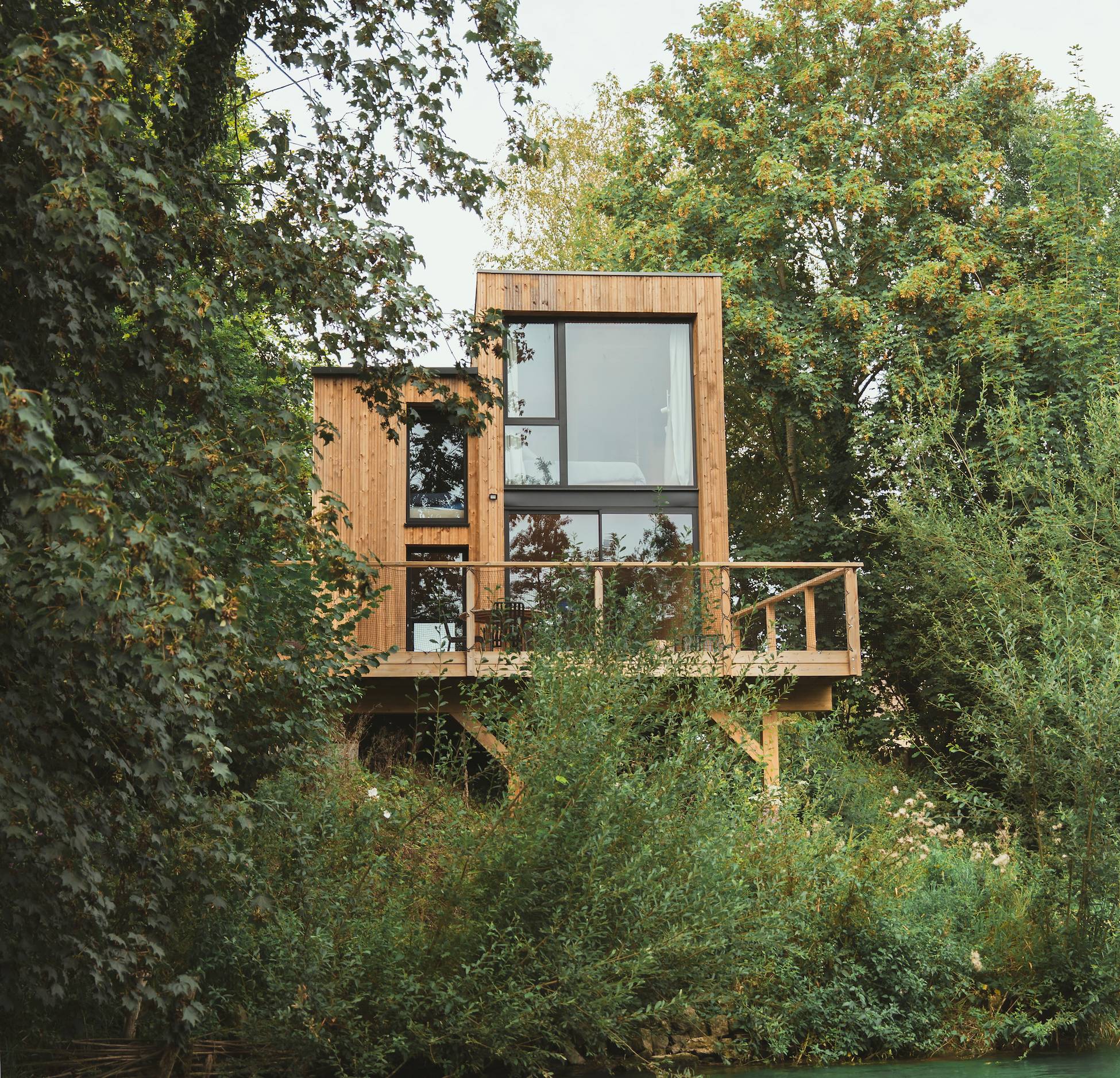 petite maison en bois Bleu Bicoque petite maison en bois Bleu Bicoque