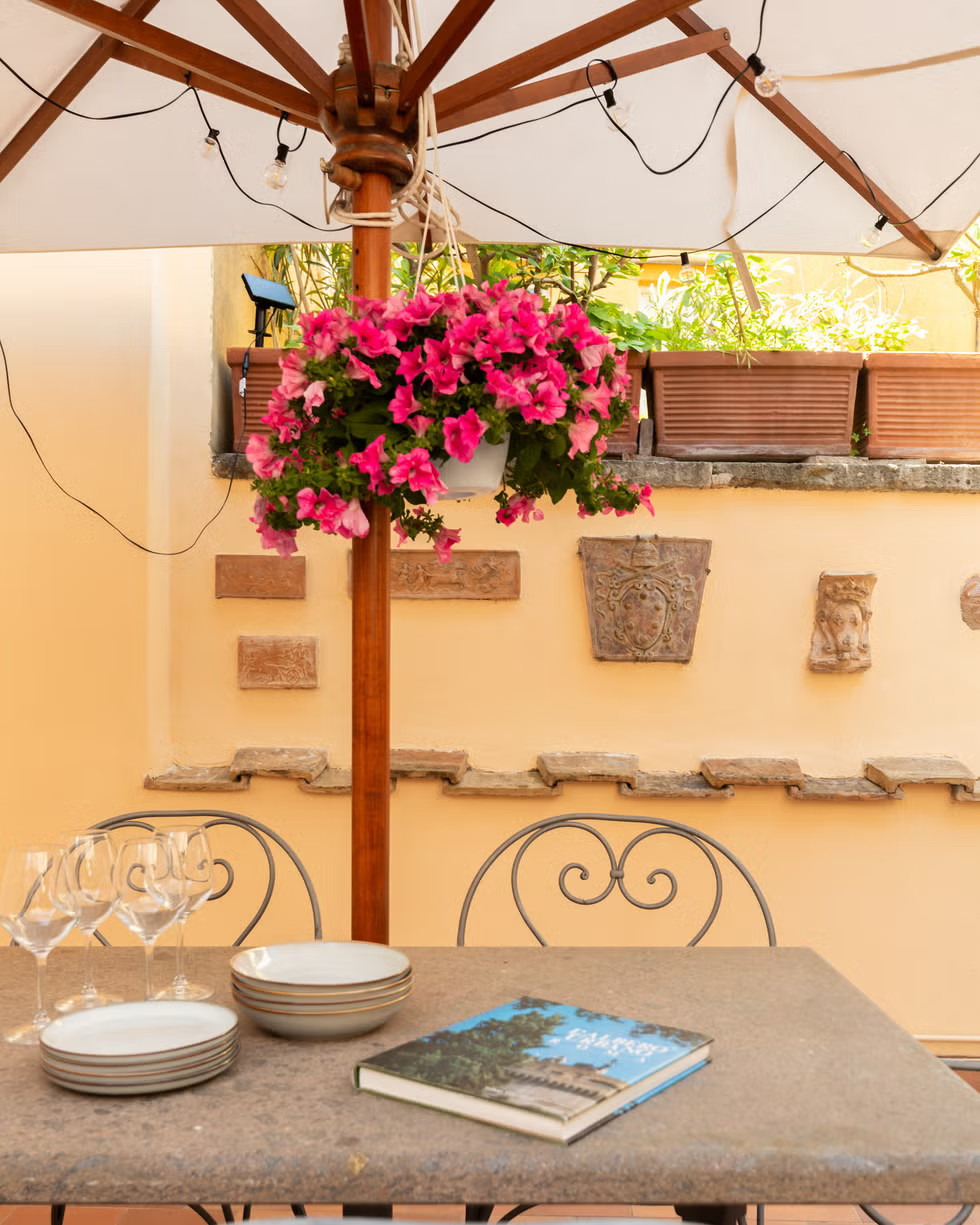 terrasse appartement 50m2 ancien à Rome rénové par architecte