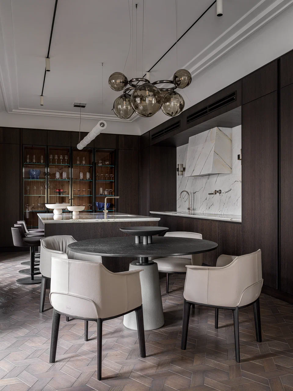 cuisine bois et marbre appartement contemporain
