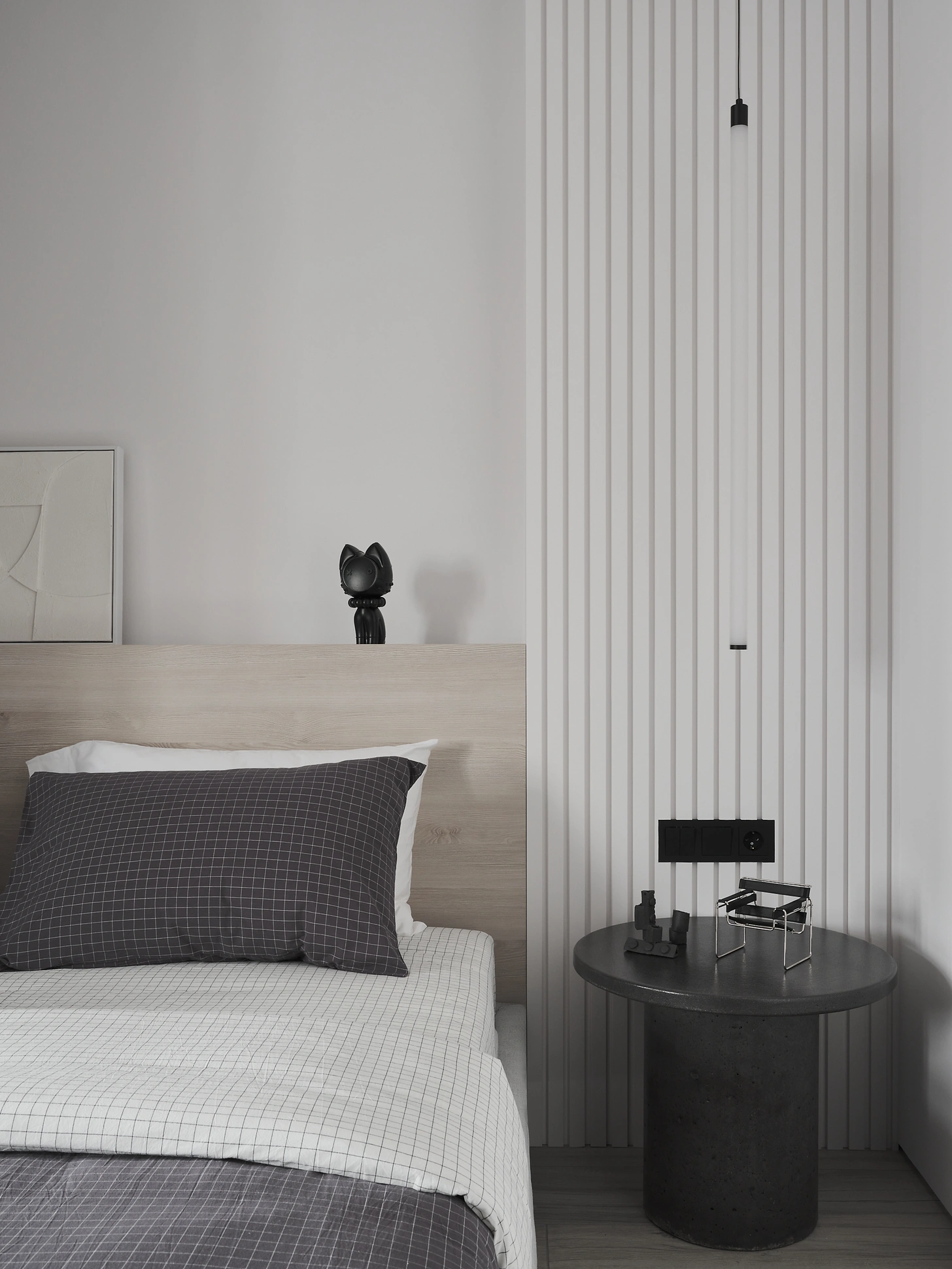 espace chambre studio 50m2 décoration minimaliste noire et blanche espace chambre studio 50m2 décoration minimaliste noire et blanche