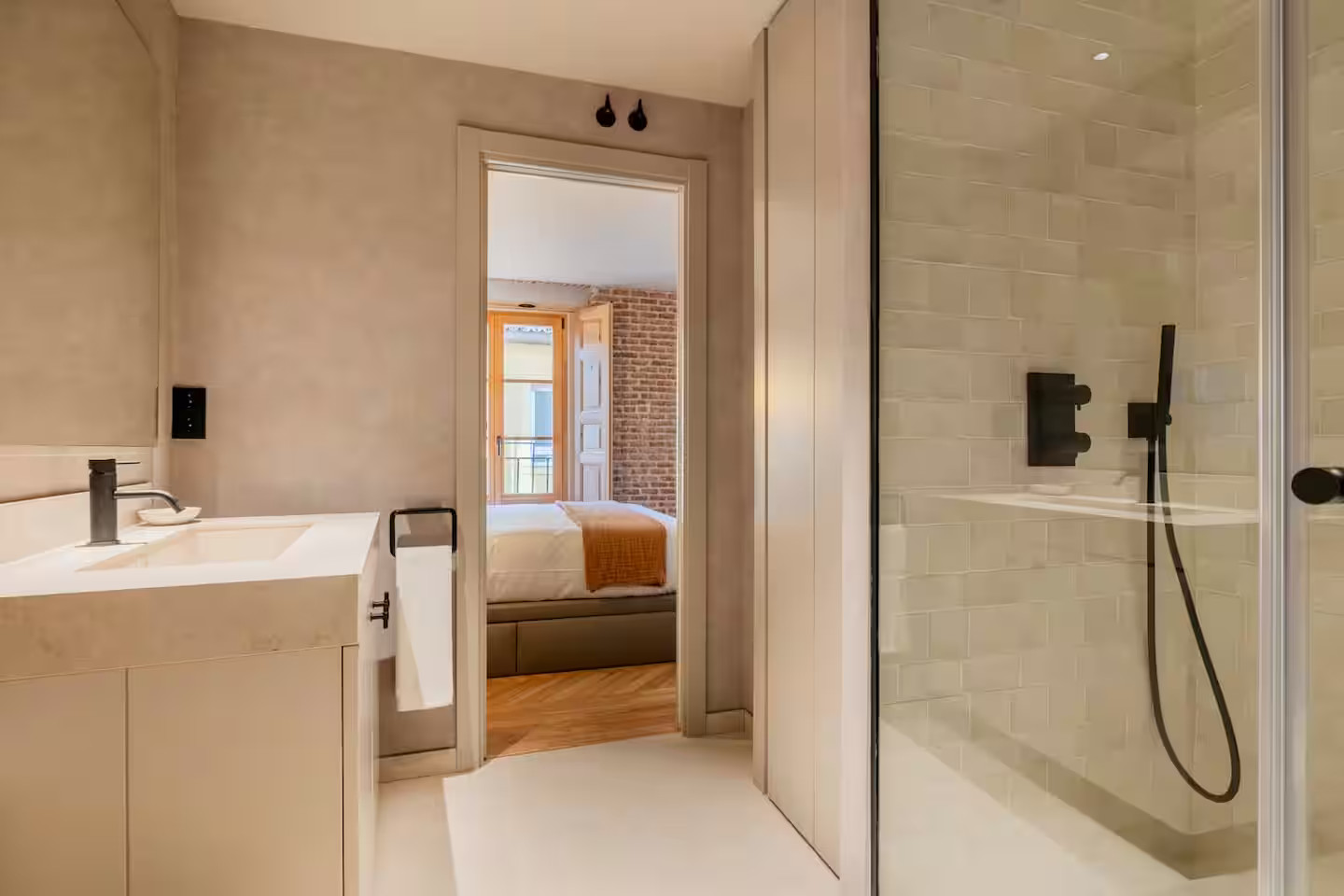 salle de bain contemporaine beige salle de bain contemporaine beige