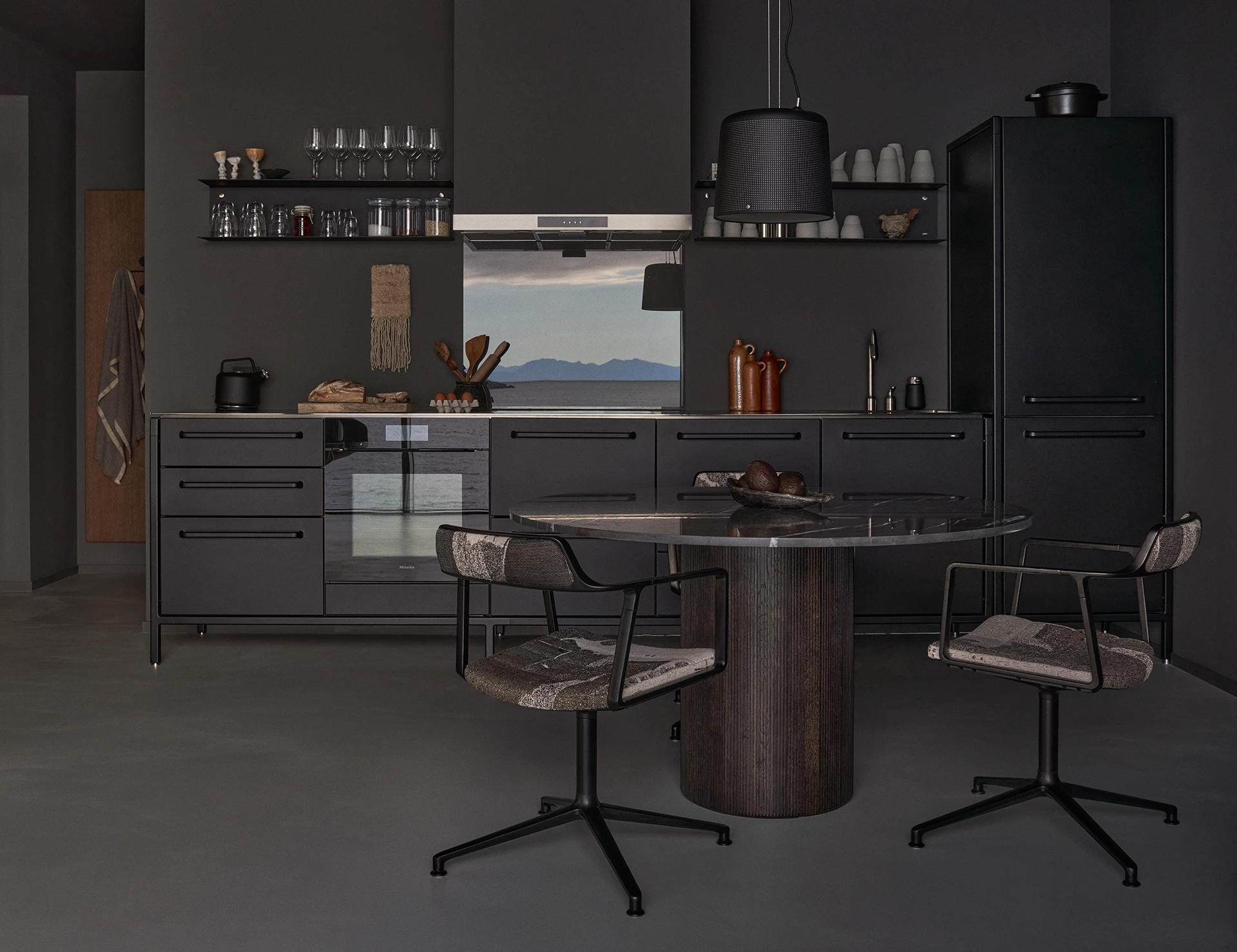 cuisine et salle à manger maison contemporaine 70m2 Vipp