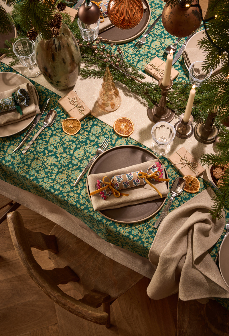 salle à manger Mondial Tissus Noël