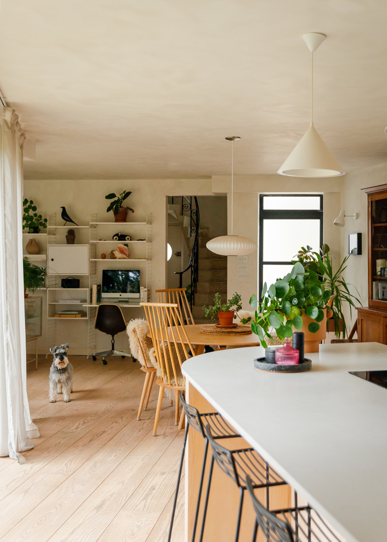 cuisine design bois clair et salle à manger