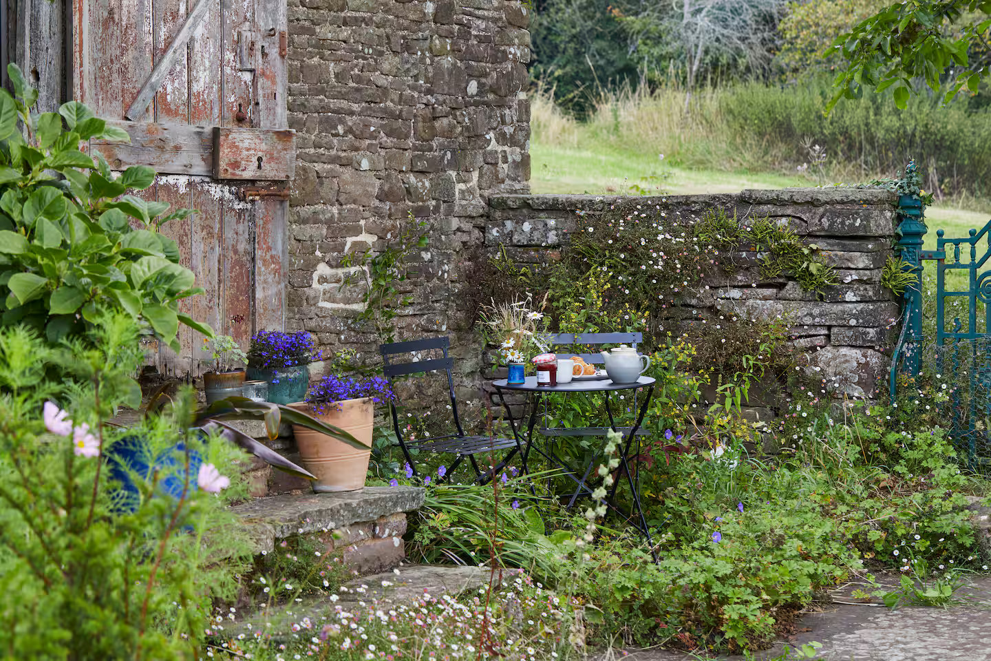 jardin cottage anglais décoration rustique chic The Lavendry Barn jardin cottage anglais décoration rustique chic The Lavendry Barn