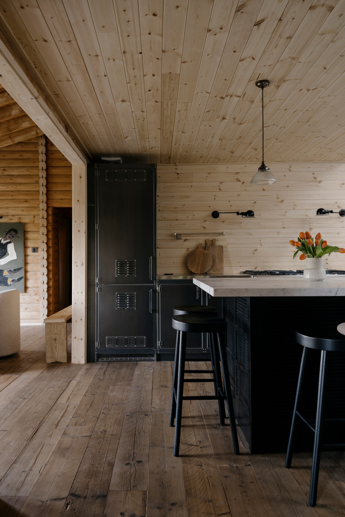 cuisine maison moderne en bois style rondins