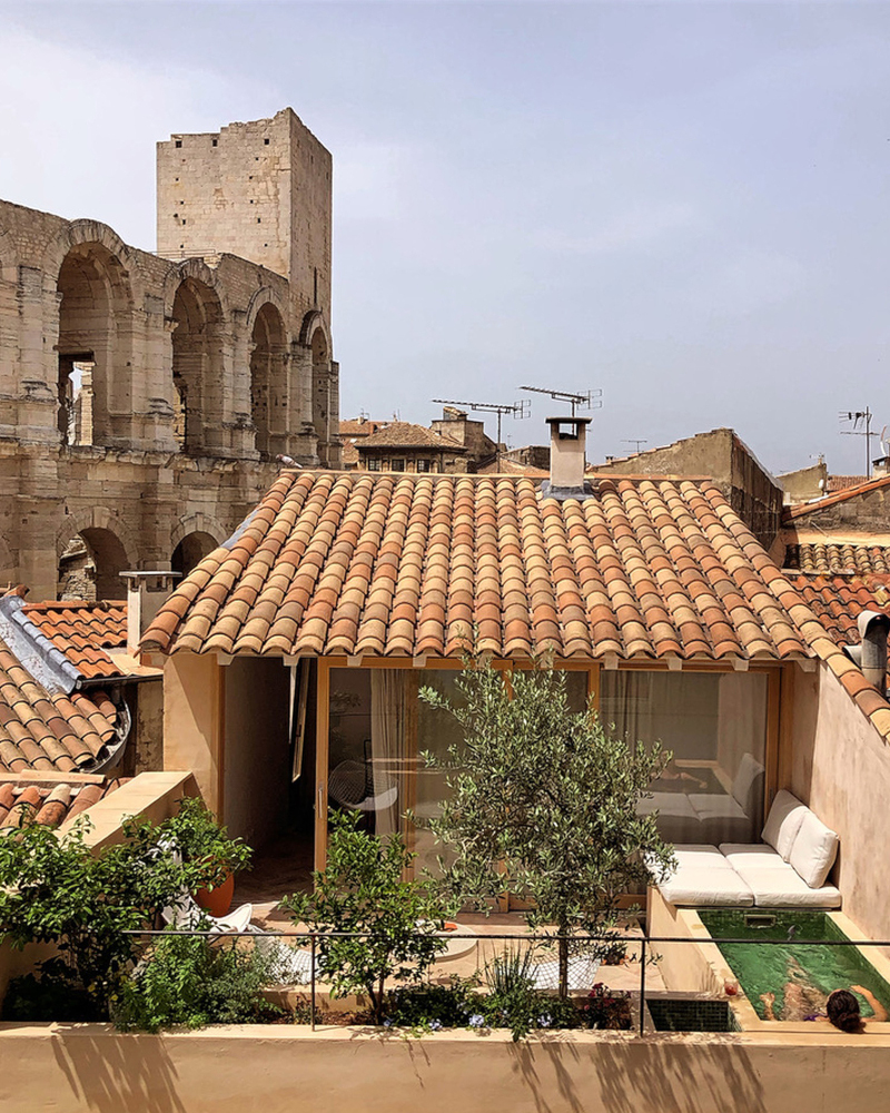 maison de ville ancienne rénovée avec vue sur les arènes d maison de ville ancienne rénovée avec vue sur les arènes d'Arles