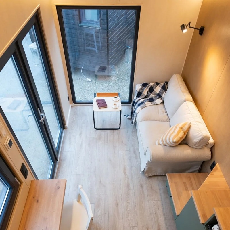 salon double hauteur petite maison en bois 23m2 Aurora salon double hauteur petite maison en bois 23m2 Aurora