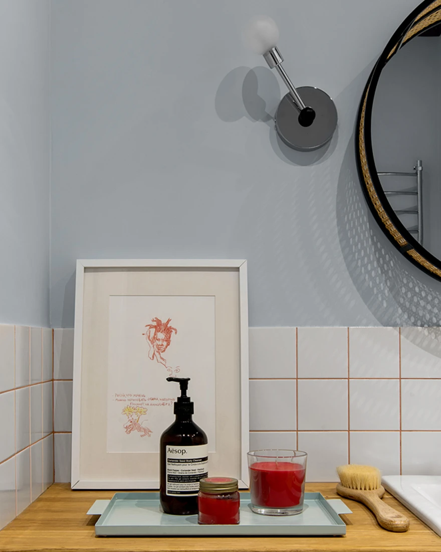 salle de bain carrelage blanc joints jaunes studio 42m2 vintage et coloré salle de bain carrelage blanc joints jaunes studio 42m2 vintage et coloré