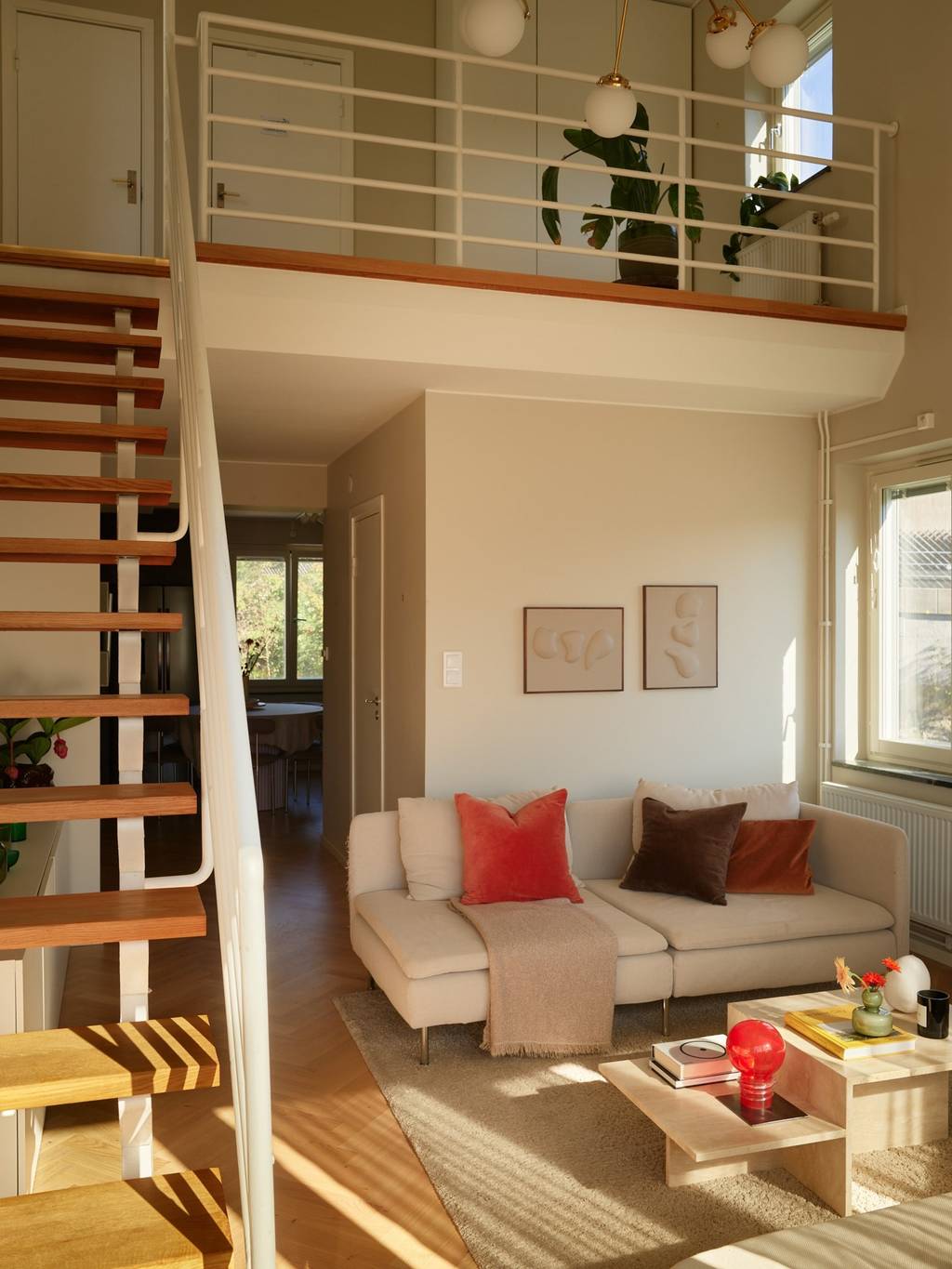 salon avec escalier décoration scandinave duplex 96m2 avec terrasse salon avec escalier décoration scandinave duplex 96m2 avec terrasse