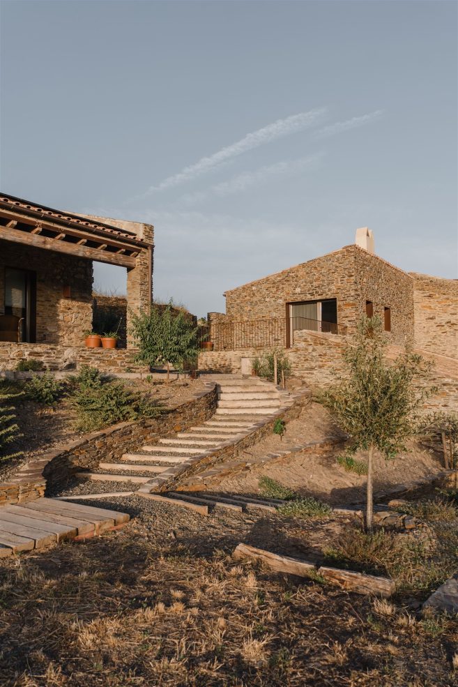 maison en pierres rénovée ancienne masia près de Cadaquès maison en pierres rénovée ancienne masia près de Cadaquès