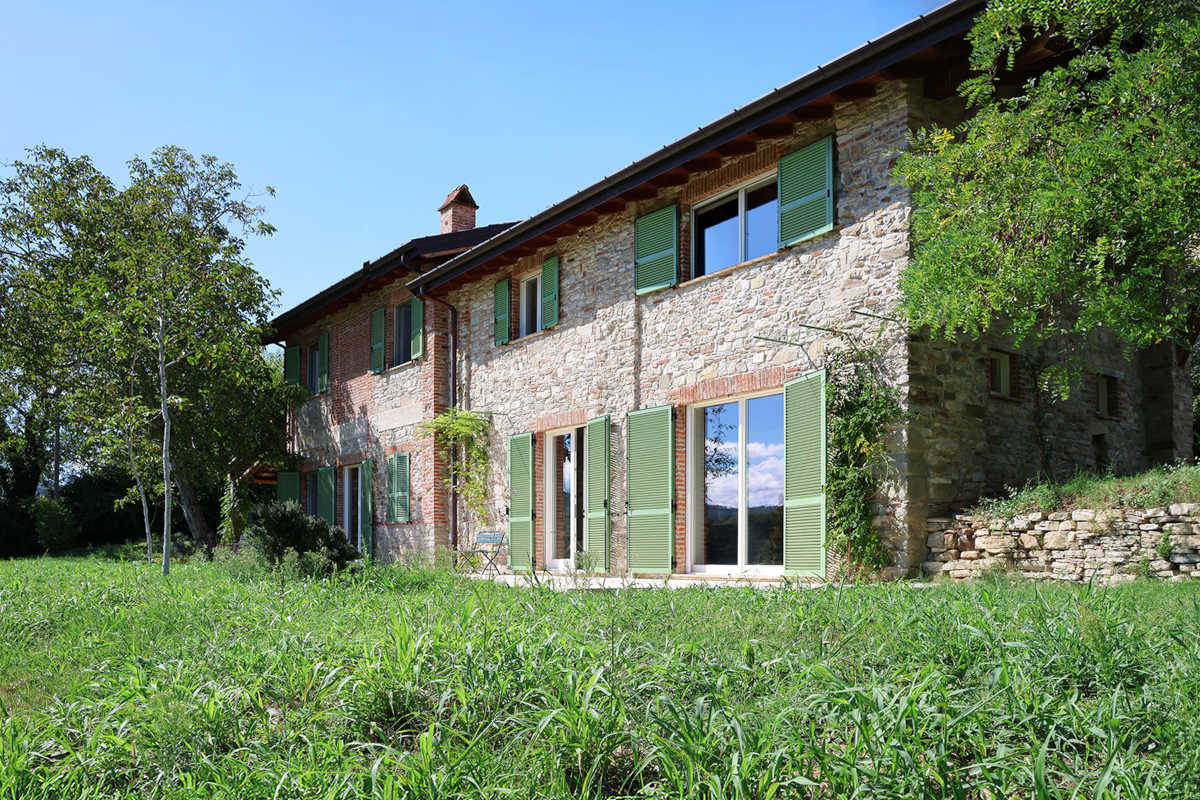 maison ancienne rénovée en pierres Italie maison ancienne rénovée en pierres Italie