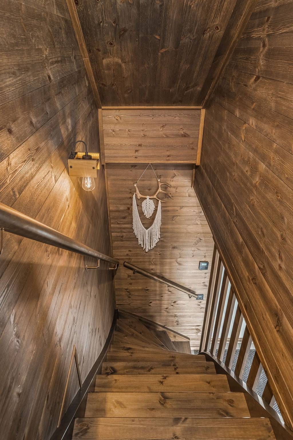 escalier maison en bois chalet de montagne décoration contemporaine escalier maison en bois chalet de montagne décoration contemporaine