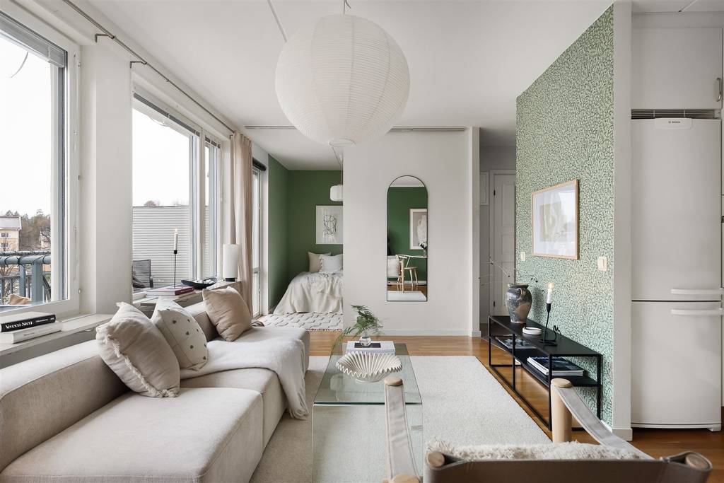 chambre derrière demi cloison et salon appartement 39m2 vert et blanc décoration design chambre derrière demi cloison et salon appartement 39m2 vert et blanc décoration design