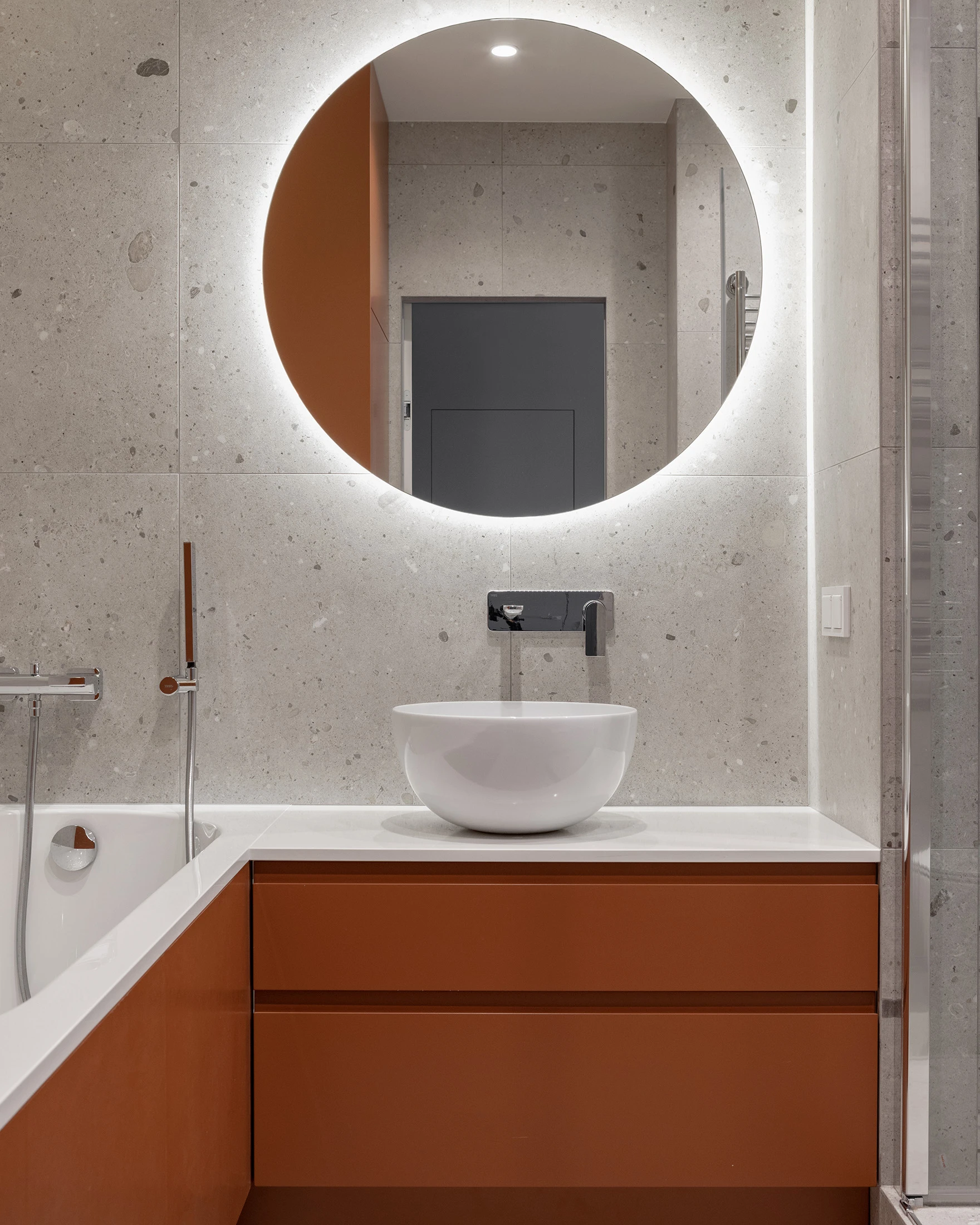 salle de bain deux-pièces design 59m2 décoration grise et bois salle de bain deux-pièces design 59m2 décoration grise et bois