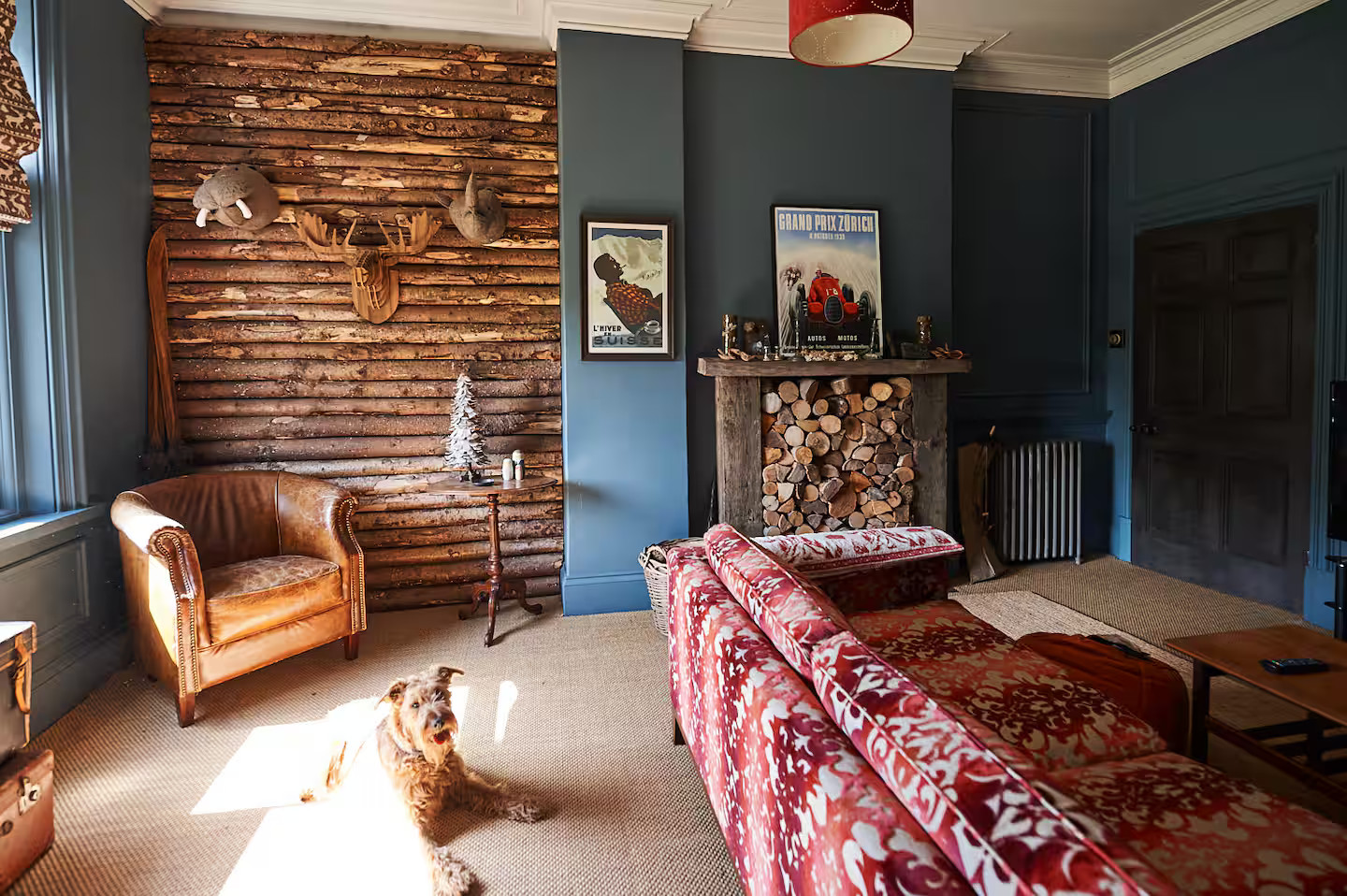 chambre avec fauteuil club