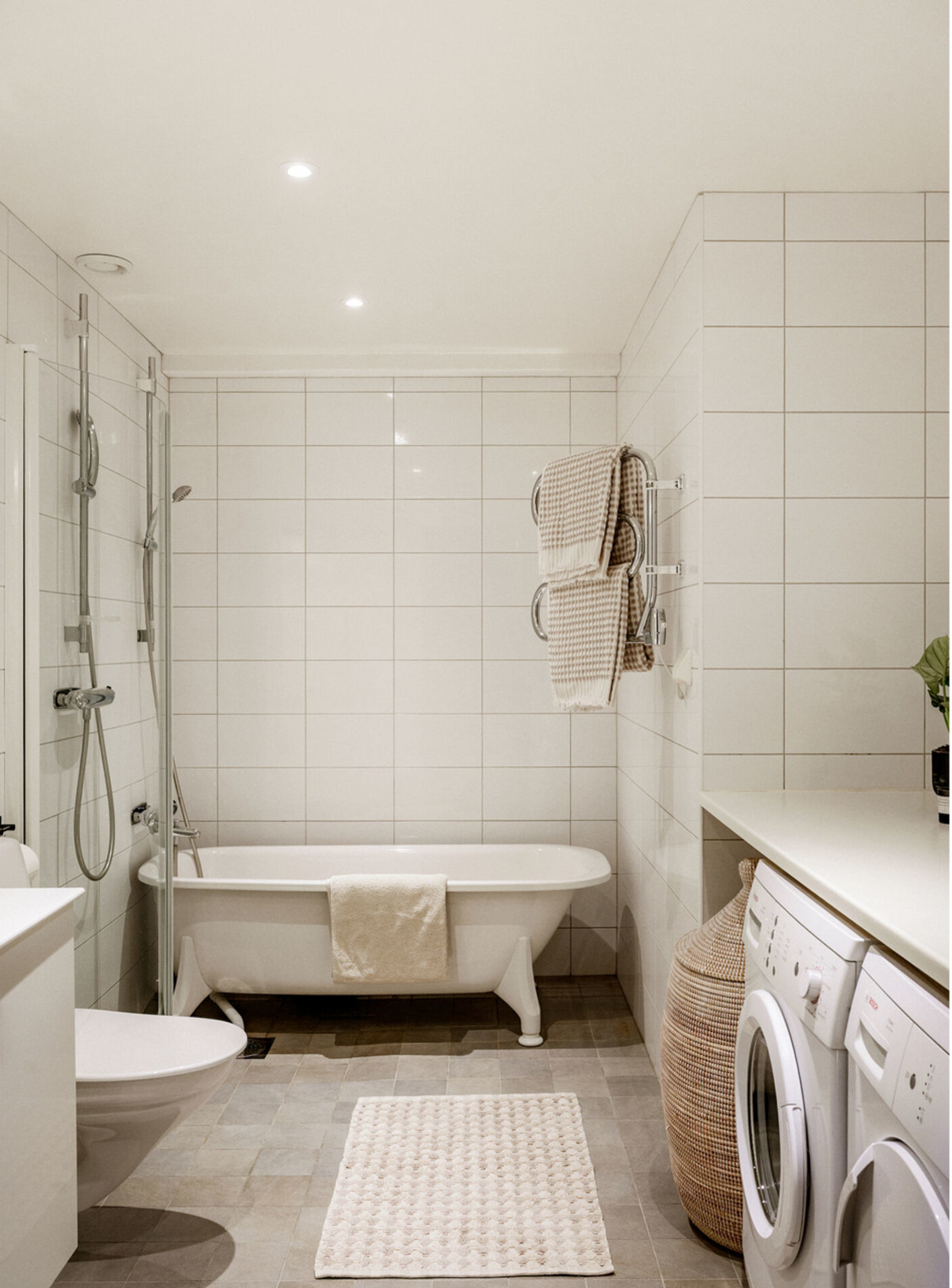 salle de bain blanche scandinave