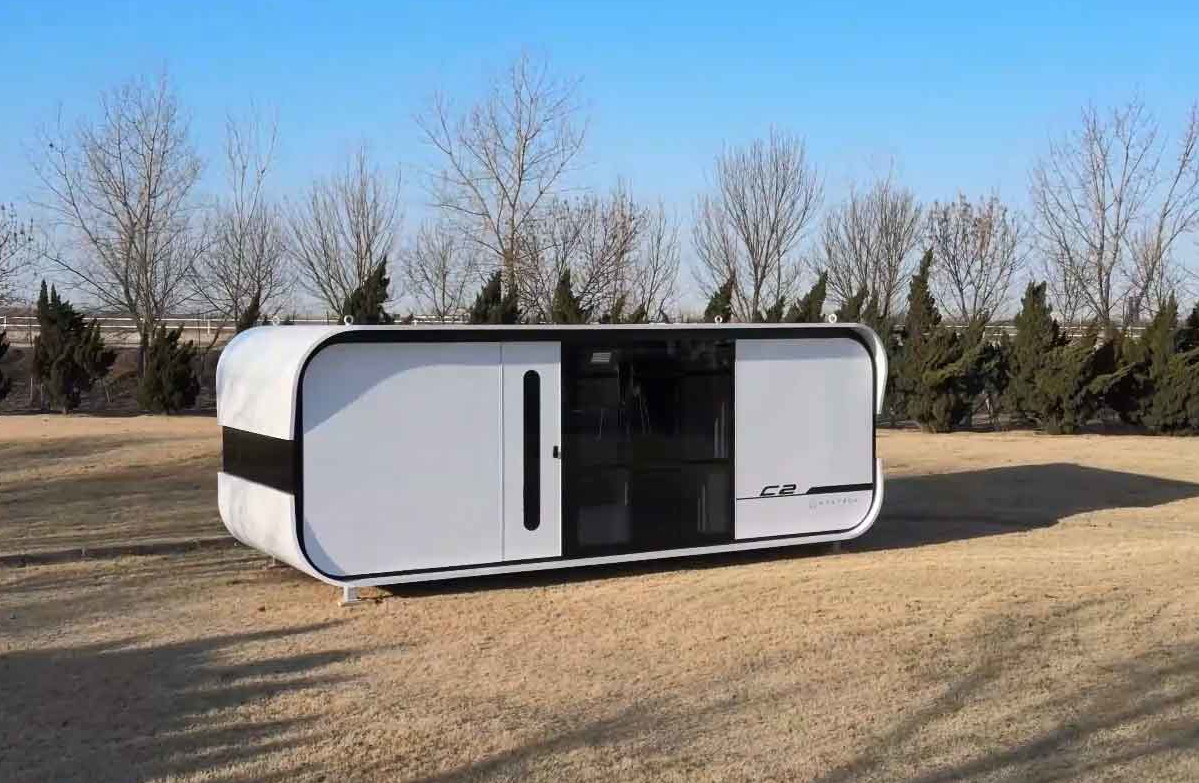 Cube Two par Nestron petite maison futuriste de 24m2 gérée par l Cube Two par Nestron petite maison futuriste de 24m2 gérée par l'IA
