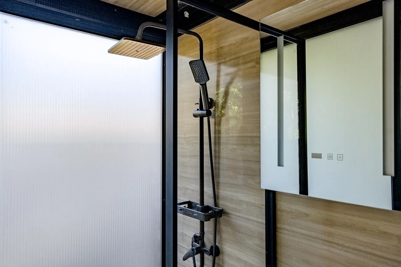salle de bain mini maison vitrée 24m2 Elsewhere salle de bain mini maison vitrée 24m2 Elsewhere