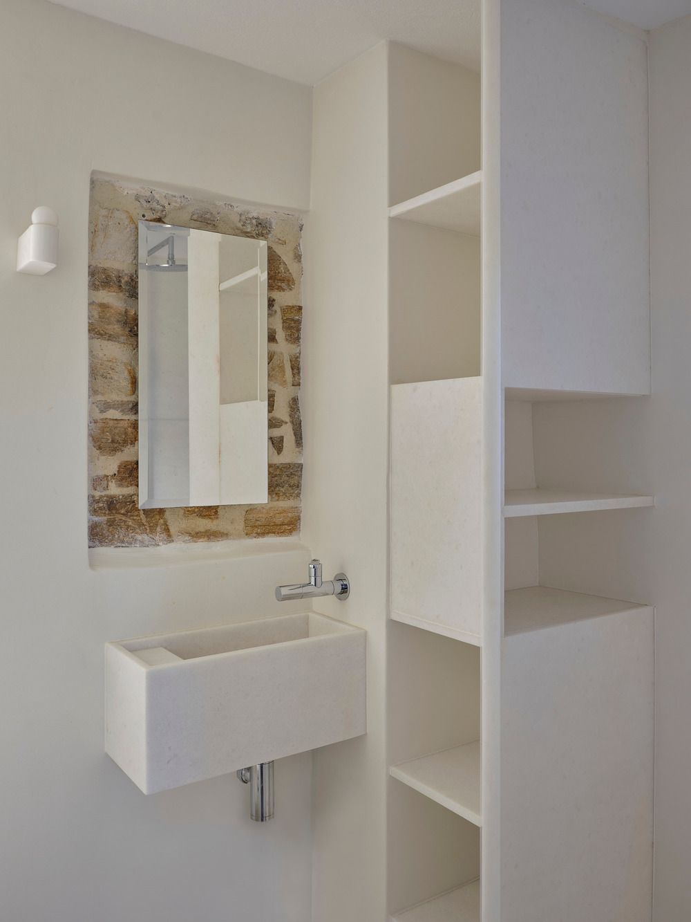 salle de bain rustique et design mur en pierres salle de bain rustique et design mur en pierres