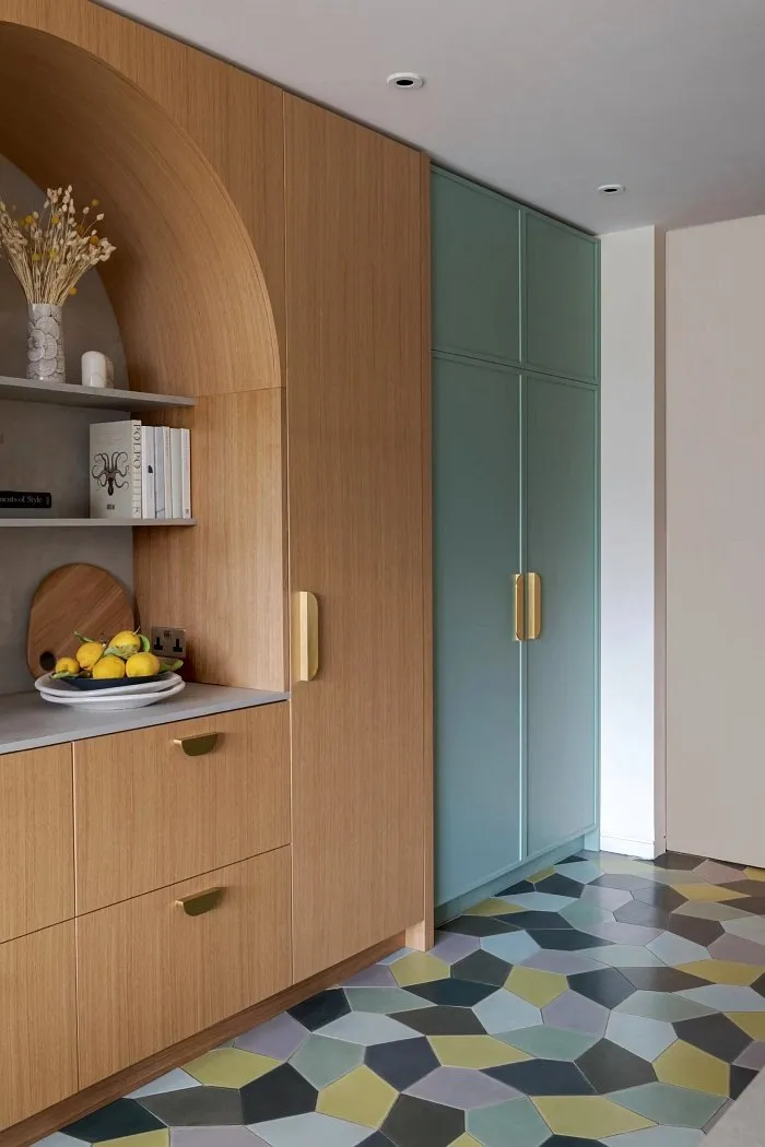 cuisine Art Déco moderne et familiale décoration colorée maison Londres Notting Hill cuisine Art Déco moderne et familiale décoration colorée maison Londres Notting Hill