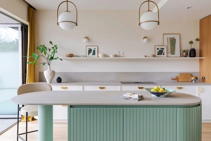 cuisine Art Déco moderne et familiale décoration colorée maison Londres Notting Hill cuisine Art Déco moderne et familiale décoration colorée maison Londres Notting Hill