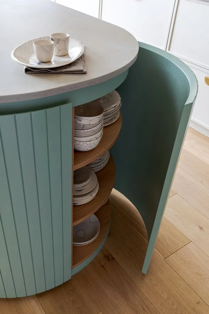 cuisine Art Déco moderne et familiale décoration colorée maison Londres Notting Hill cuisine Art Déco moderne et familiale décoration colorée maison Londres Notting Hill