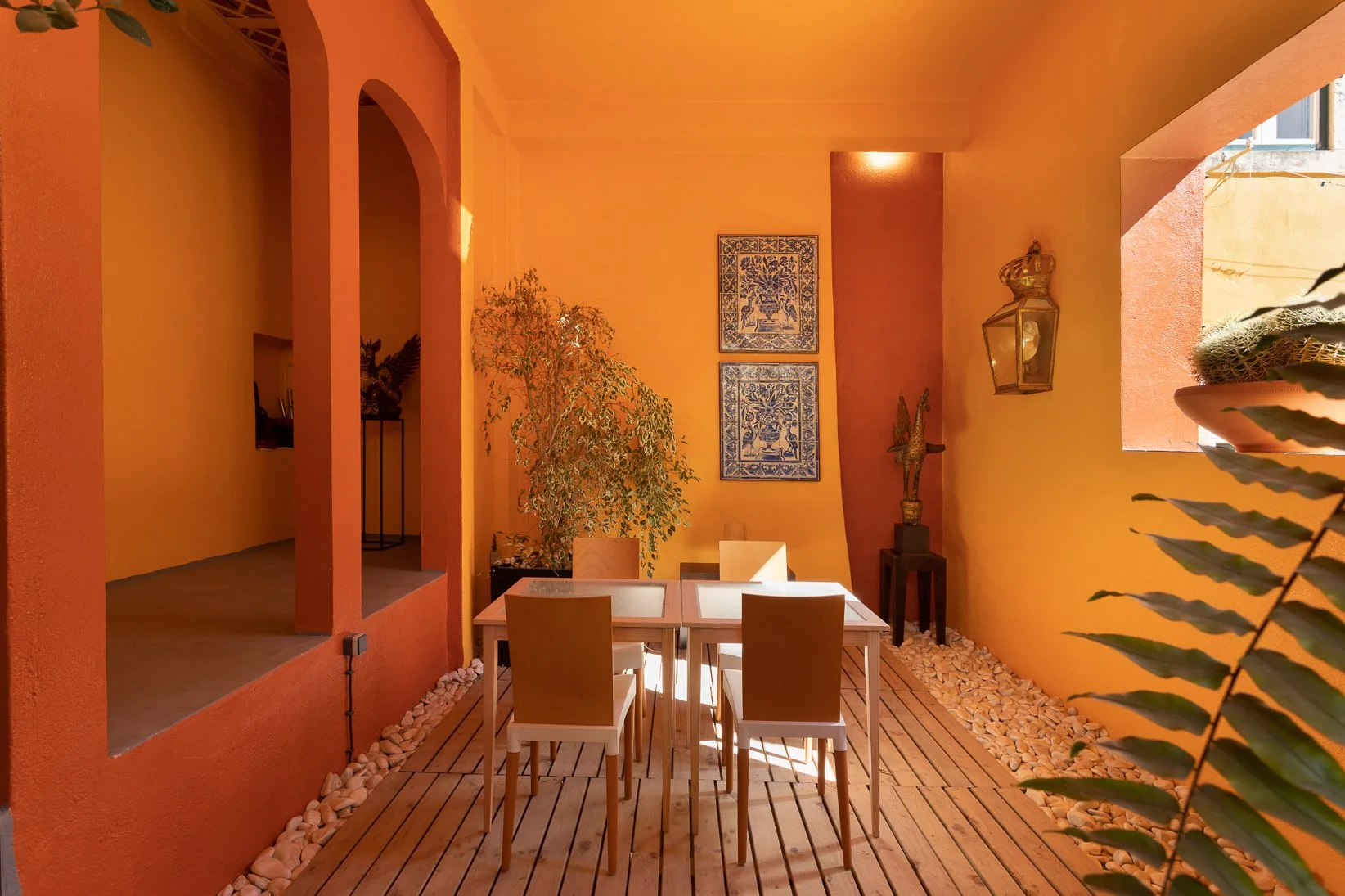terrasse décoration contemporaine orange