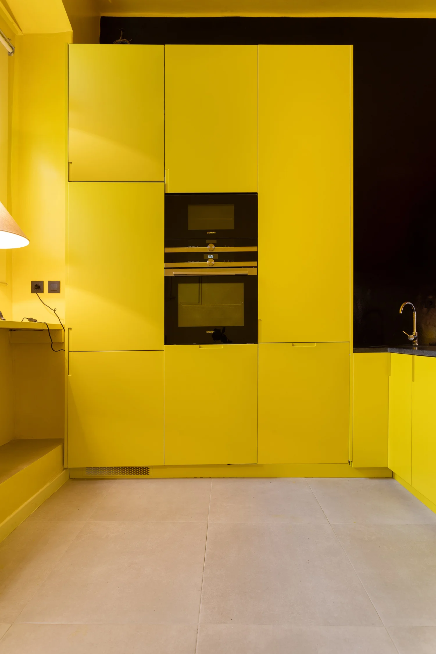 cuisine design décoration contemporaine jaune