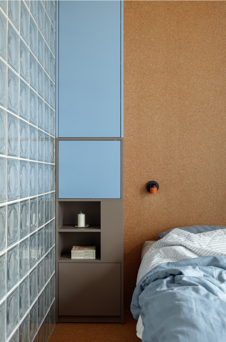 chambre studio 41m2 transformé en deux-pièces décoration contemporaine pavés de verre chambre studio 41m2 transformé en deux-pièces décoration contemporaine pavés de verre
