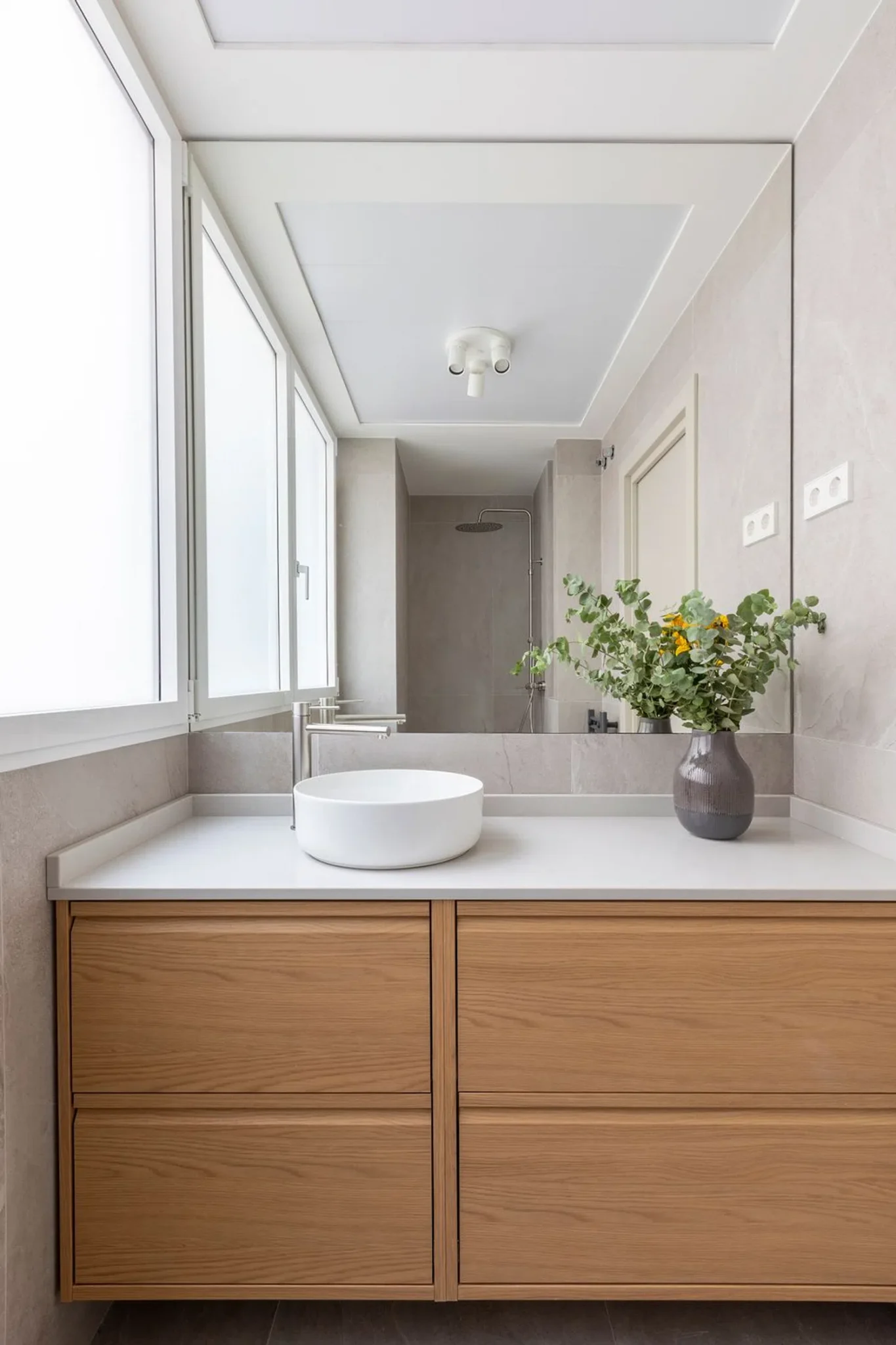 salle de bain avec fenêtre décoration contemporaine salle de bain avec fenêtre décoration contemporaine