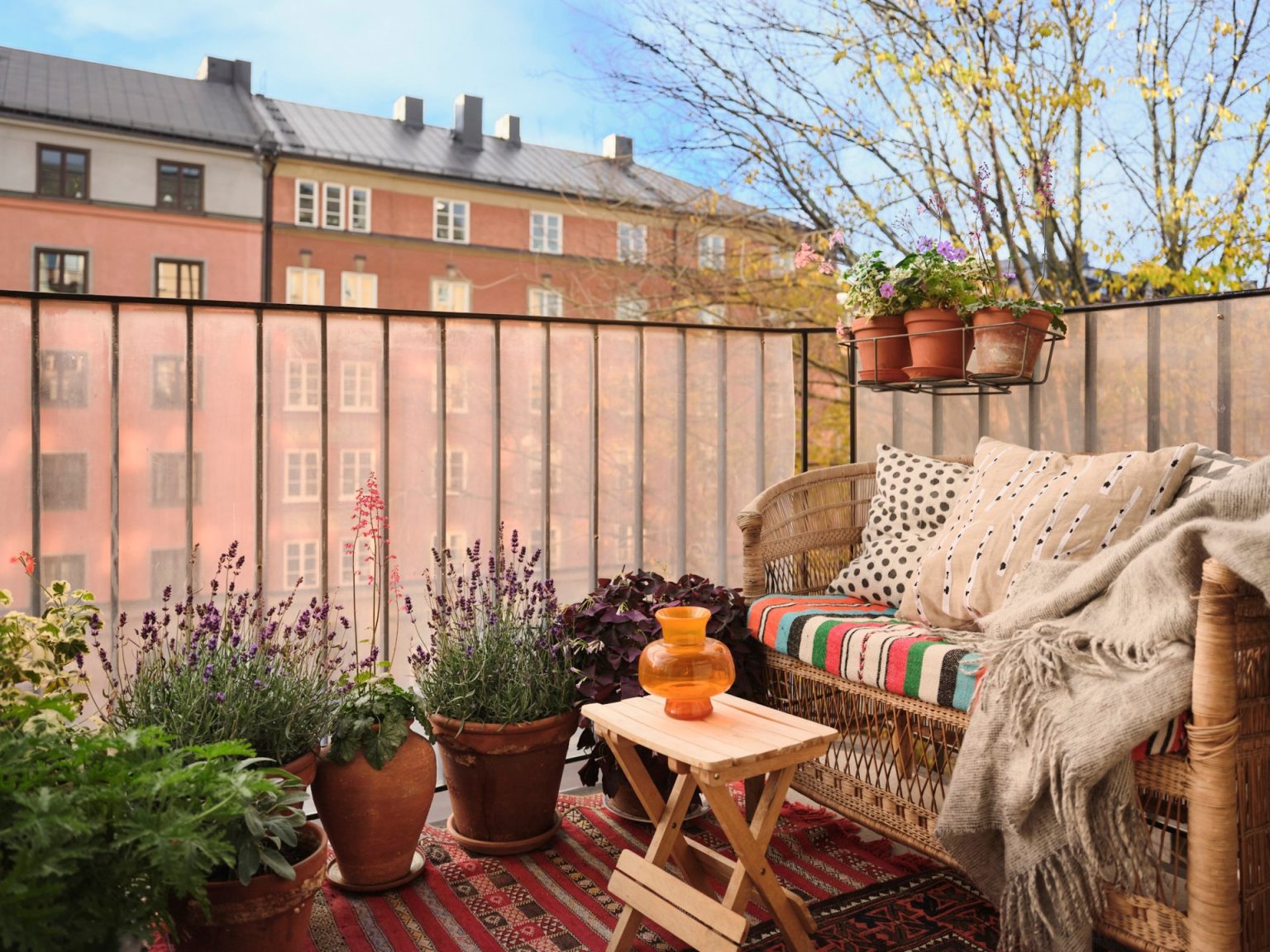 balcon sur cour sol tapis kilim balcon sur cour sol tapis kilim