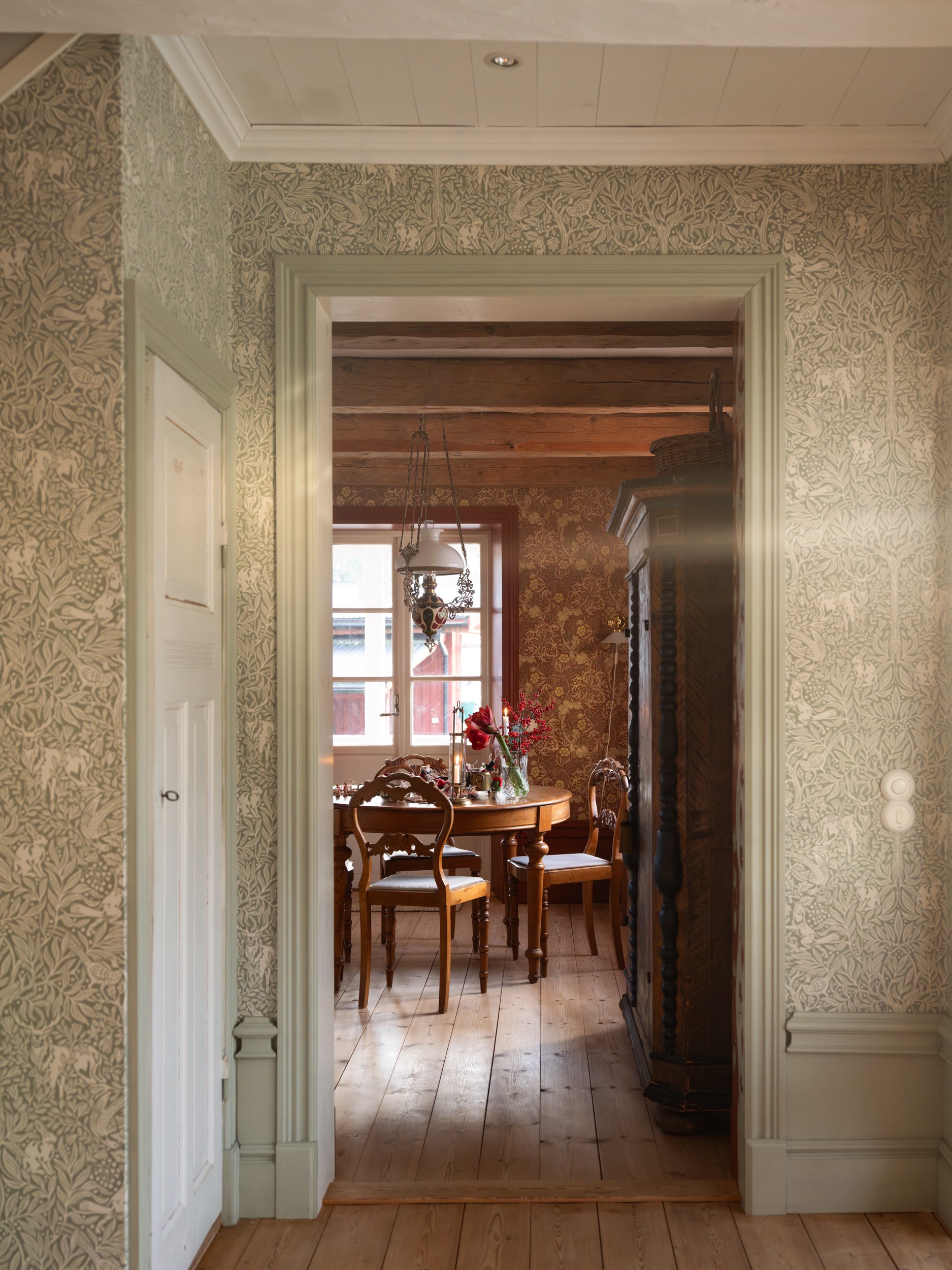salon décoration scandinave papier-peint William Morris salon décoration scandinave papier-peint William Morris