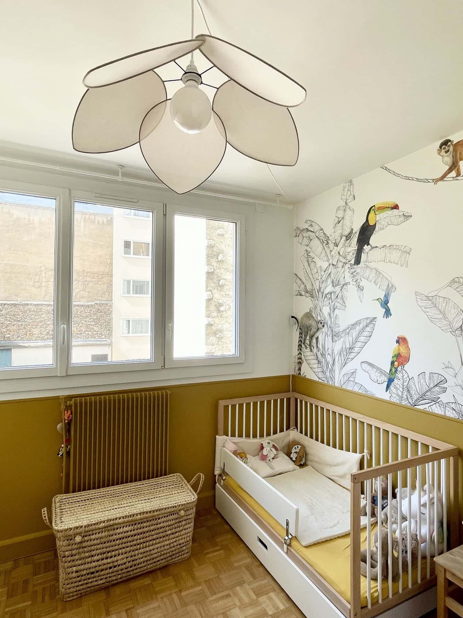 chambre enfant avec papier-peint panoramique décoration contemporaine appartement Paris Happy Pog ©Charlotte Gille chambre enfant avec papier-peint panoramique décoration contemporaine appartement Paris Happy Pog ©Charlotte Gille