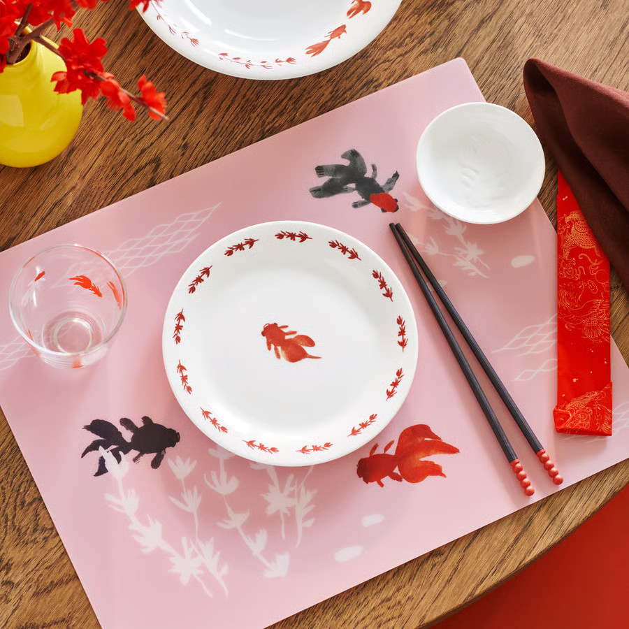 vaisselle carpe koï rouge et blanche vaisselle carpe koï rouge et blanche