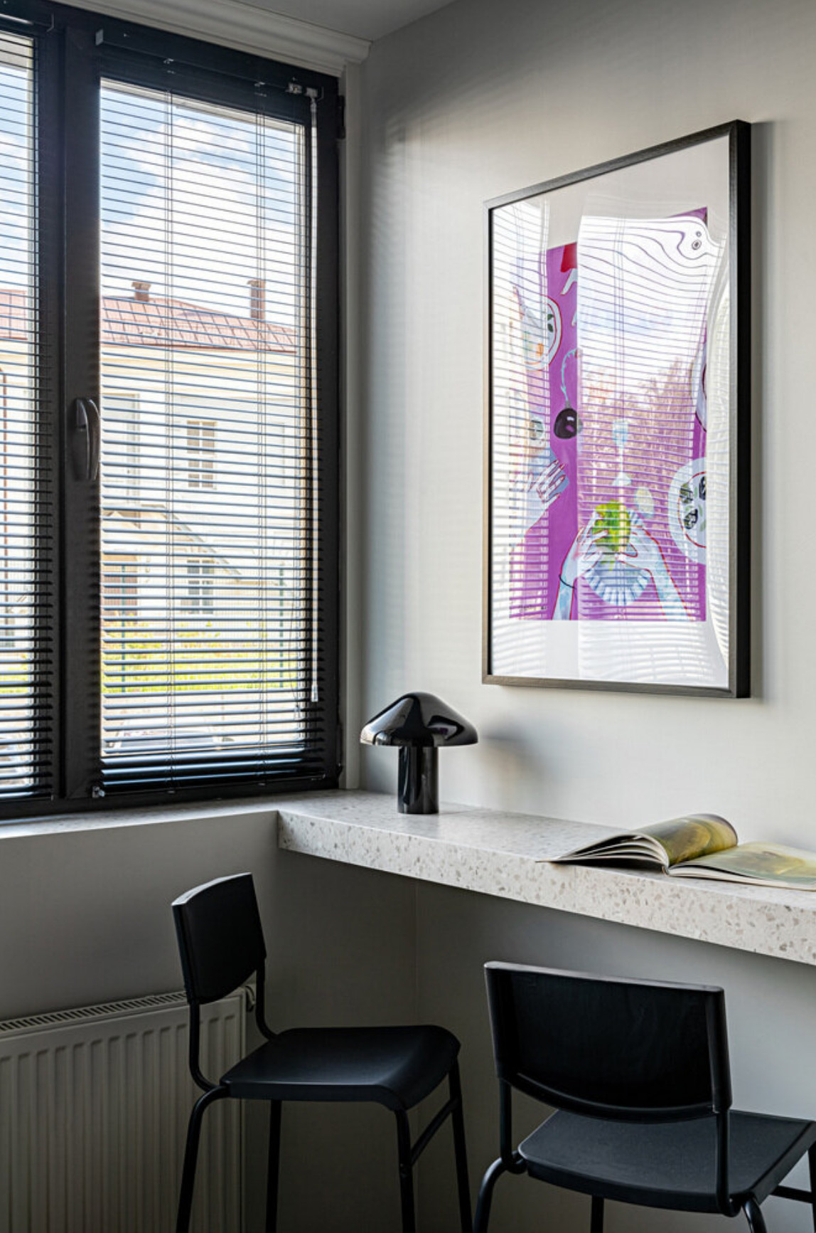 espace bureau dans chambre studio 20m2