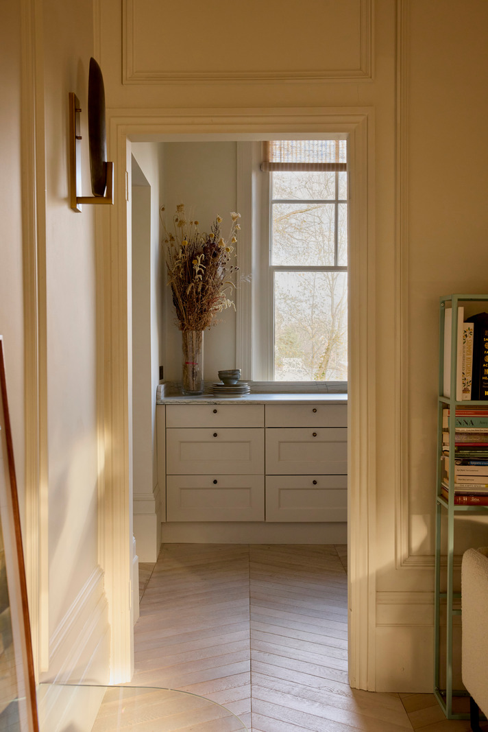 cuisine style shaker décoration contemporaine appartement ancien et victorien de 67m2 à Londres