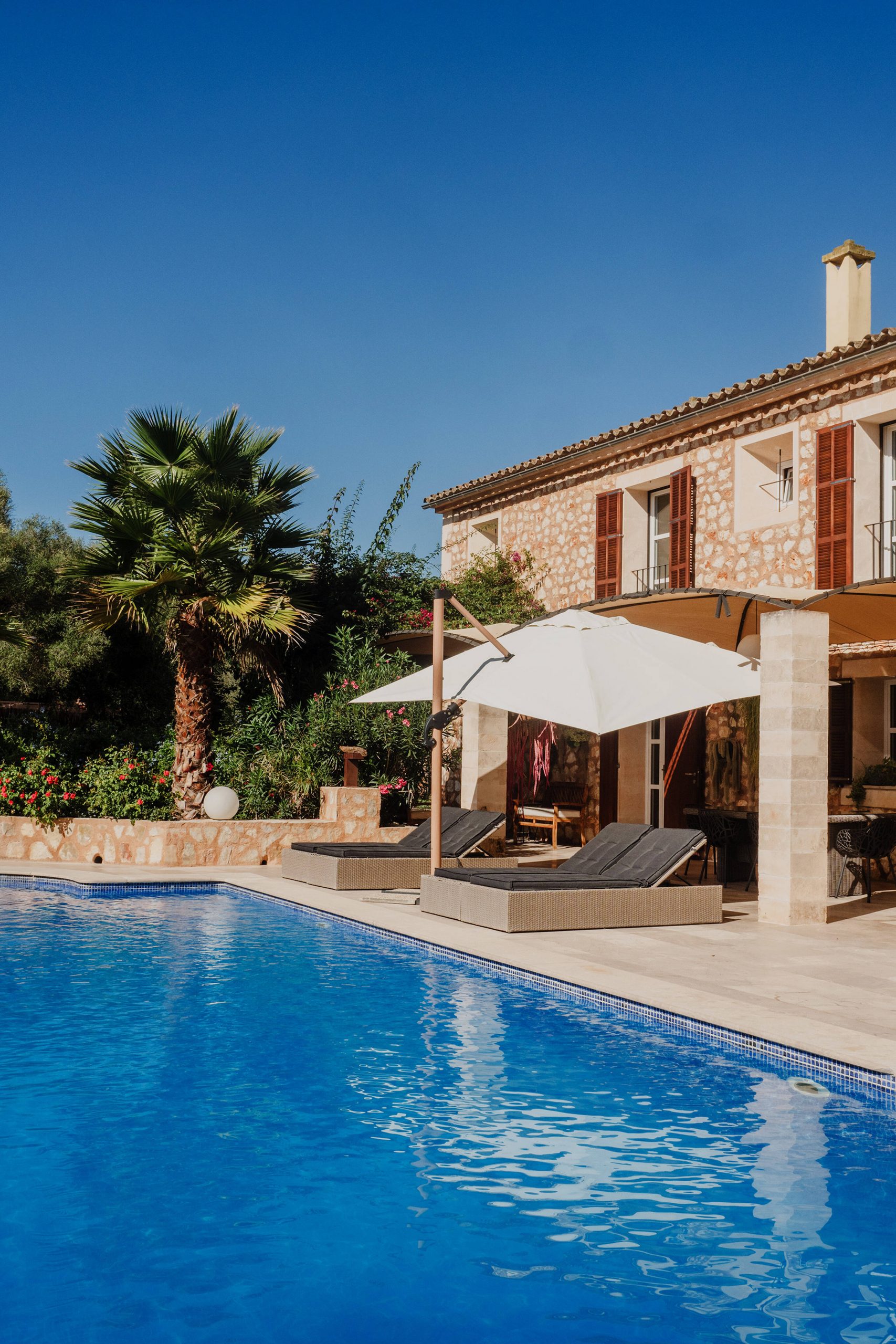 maison en pierres avec piscine Majorque maison en pierres avec piscine Majorque