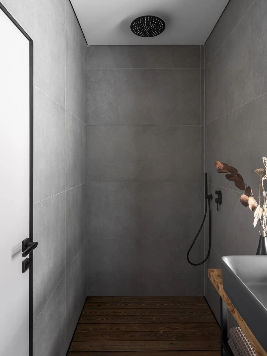 salle de bain décoration design grise petite maison miroir de 36m2 salle de bain décoration design grise petite maison miroir de 36m2